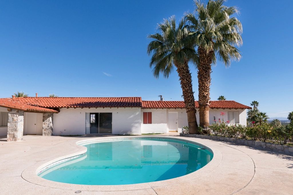 A villa with its own pool and terrace